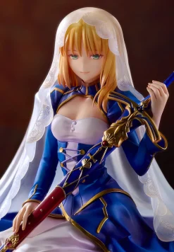Good Smile Company Fate/stay night Saber Garden of Avalon 1/7 Figure JAPAN