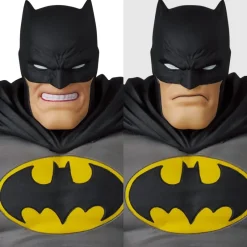 Medicom Toy Figure*MAFEX No.205 BATMAN & HORSE The Dark Knight Returns Action Figure